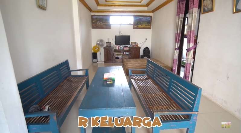 10 Potret Rumah Mewah TKI Korea Selatan yang Viral, Bak Istana di Tengah Perkampungan!