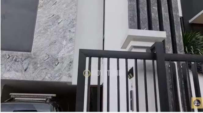 10 Potret Rumah Roy Suryo yang Jadi Tersangka Kasus Meme Stupa, Punya `Hutan` Parabola!