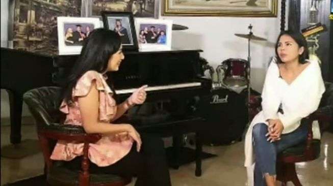 10 Potret Rumah Artis di Kawasan Kelapa Gading, Hotman Paris Mewahnya Bukan Main, Ada Mall Pribadi!