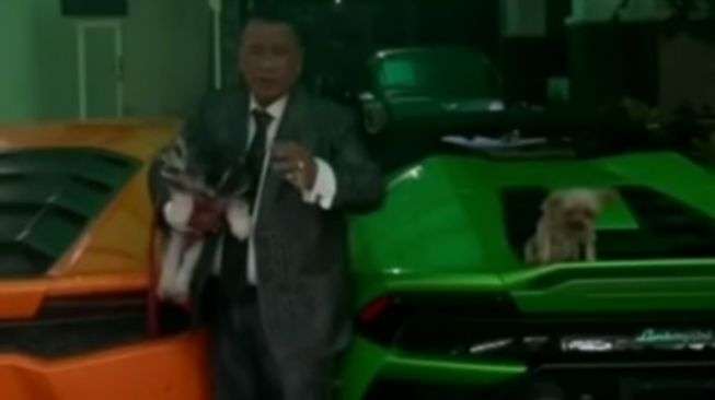 10 Potret Rumah Artis di Kawasan Kelapa Gading, Hotman Paris Mewahnya Bukan Main, Ada Mall Pribadi!