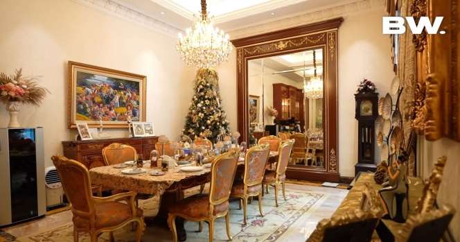 10 Potret Rumah Artis di Kawasan Kelapa Gading, Hotman Paris Mewahnya Bukan Main, Ada Mall Pribadi!
