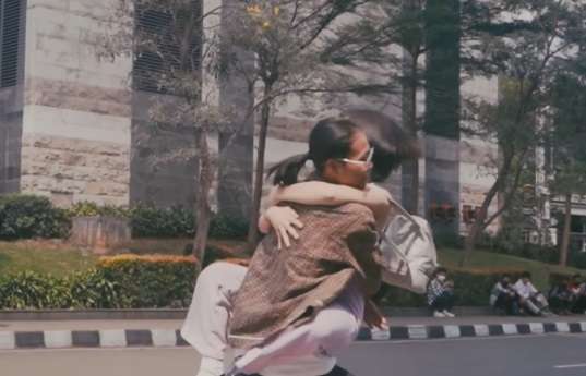 Potret Jeje dan Bonge Makin Tajir, Kini Jadi Model Video Klip