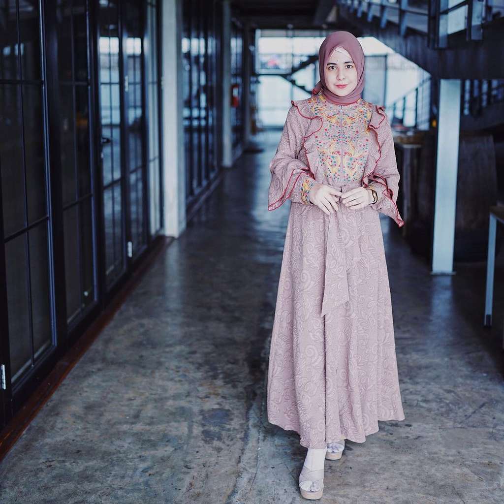 Menjada Lagi, Risty Tagor Ubah Penampilan Bak ABG!