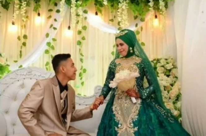 Ingat Guru yang Nekat Nikahi Muridnya? Berondong Beda Usia 10 Tahun, Begini Nasibnya Sekarang