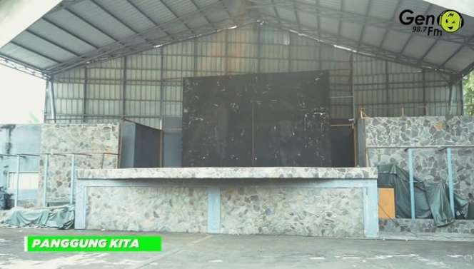 10 Adu Mewah Rumah Penyanyi Legendaris Iwan Fals VS Deddy Dores, Bak Bumi dan Langit, Yang Satu Punya Lapangan Konser!