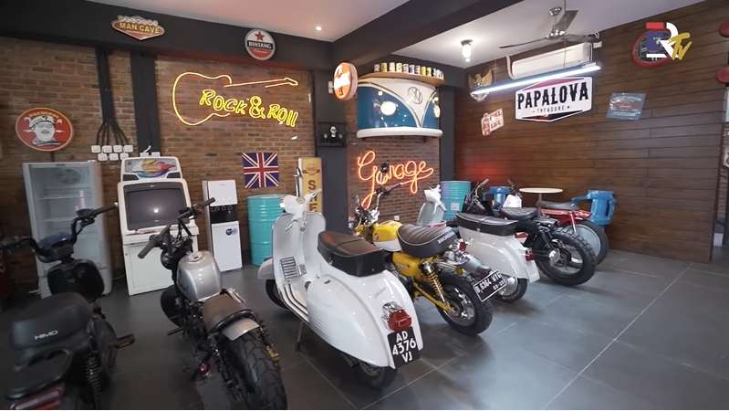 10 Potret Studio Baru Andre Taulany, Penuh Barang Antik, Ada Alat Musik Langka, Hanya 2 di Indonesia!