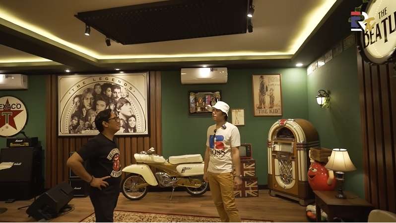10 Potret Studio Baru Andre Taulany, Penuh Barang Antik, Ada Alat Musik Langka, Hanya 2 di Indonesia!
