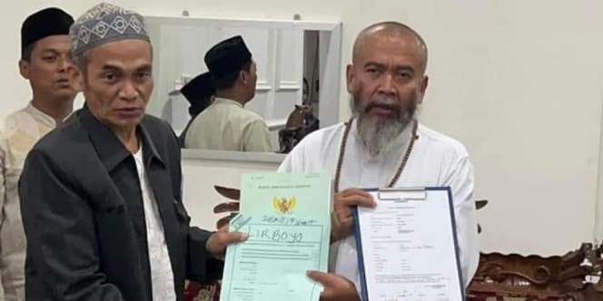 Sumber `Pabrik Duit` Syekh Puji, Dulu Viral Nikahi Gadis 12 Tahun, Kini Wakafkan Tanah 9.900 Meter untuk Bangun Ponpes!