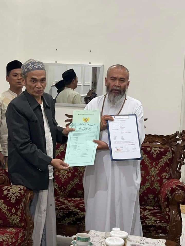 Sumber `Pabrik Duit` Syekh Puji, Dulu Viral Nikahi Gadis 12 Tahun, Kini Wakafkan Tanah 9.900 Meter untuk Bangun Ponpes!