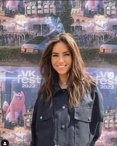 Potret Kamilya Kharisova yang Disebut Suporter Sepak Bola Tercantik!