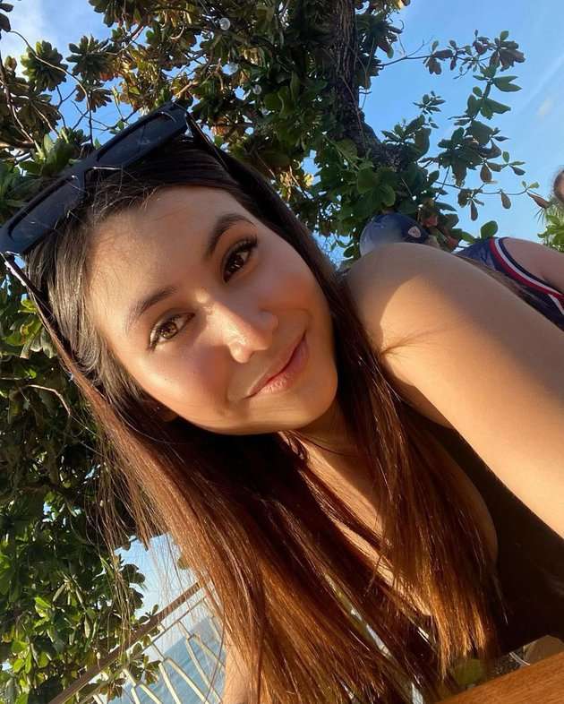 Potret Keysha Alea Malakiano Anak Sandrina dan Rico Ceper, Kuliah di Luar Negeri Penampilannya Bikin Salfok!