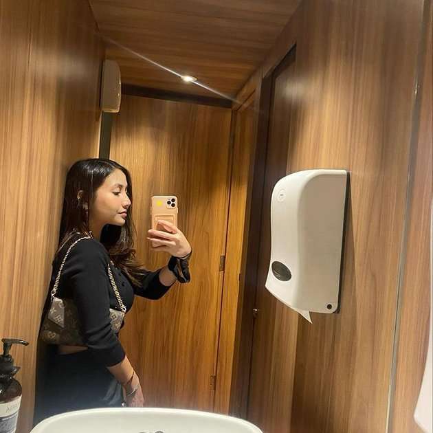 Potret Keysha Alea Malakiano Anak Sandrina dan Rico Ceper, Kuliah di Luar Negeri Penampilannya Bikin Salfok!