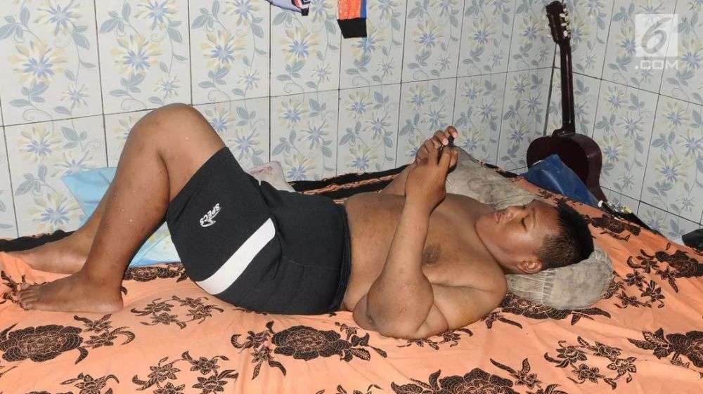 10 Potret Rumah Arya Permana, Bocah Obesitas Viral Dulu 192 Kg, Kini Jadi Gagah & Ganteng!