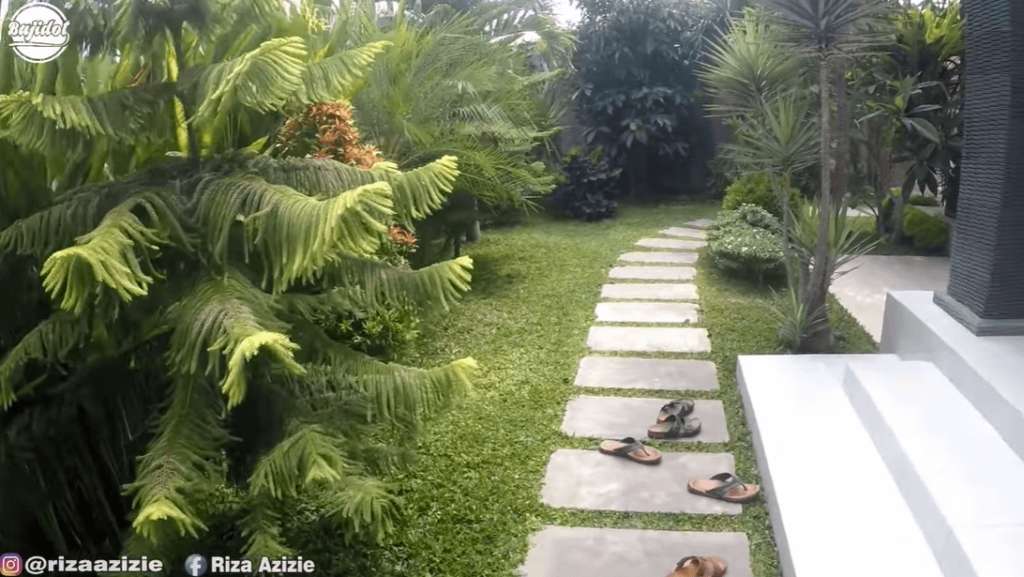 10 Adu Mewah Rumah Dian Bara VS Yanti Guixe di Kampung, Dua TKW Viral, Ini Lebih Tajir Punya Kandang Raksasa?
