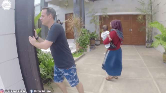 10 Adu Mewah Rumah Dian Bara VS Yanti Guixe di Kampung, Dua TKW Viral, Ini Lebih Tajir Punya Kandang Raksasa?