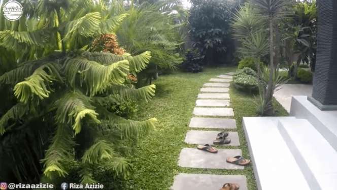 10 Adu Mewah Rumah Dian Bara VS Yanti Guixe di Kampung, Dua TKW Viral, Ini Lebih Tajir Punya Kandang Raksasa?
