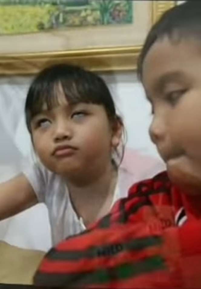 14 Potret Masa Kecil Jeje Slebew yang Ternyata Tajir, Cantik dan Bule Banget, Mirip Noni Belanda!
