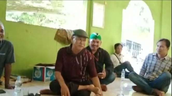 Ingat Pernikahan Viral Kakek Sondani `Si Juragan Tanah` dan Gadis 19 Tahun? Cerai Usai 2 Bulan Nikah, Kini Sakit-Sakitan & Kian Kurus