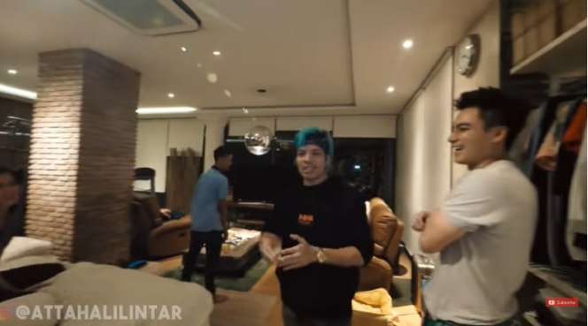 Potret Rumah Baim Wong Sebelum dan Sesudah Terkenal, Ternyata Beda Banget Bak Bumi dan Langit!