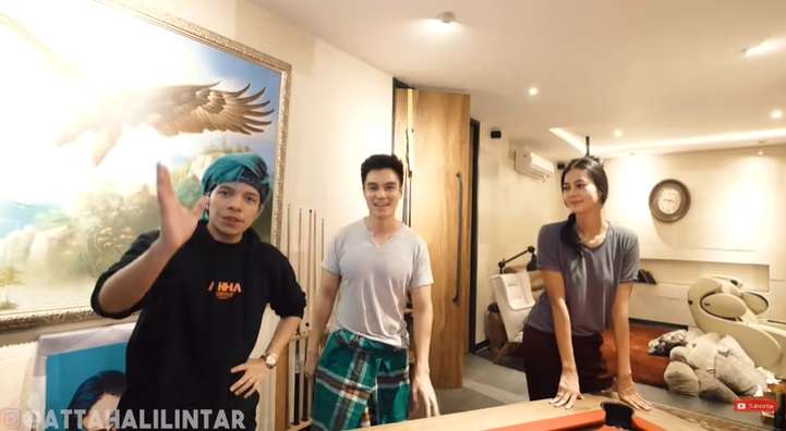Potret Rumah Baim Wong Sebelum dan Sesudah Terkenal, Ternyata Beda Banget Bak Bumi dan Langit!