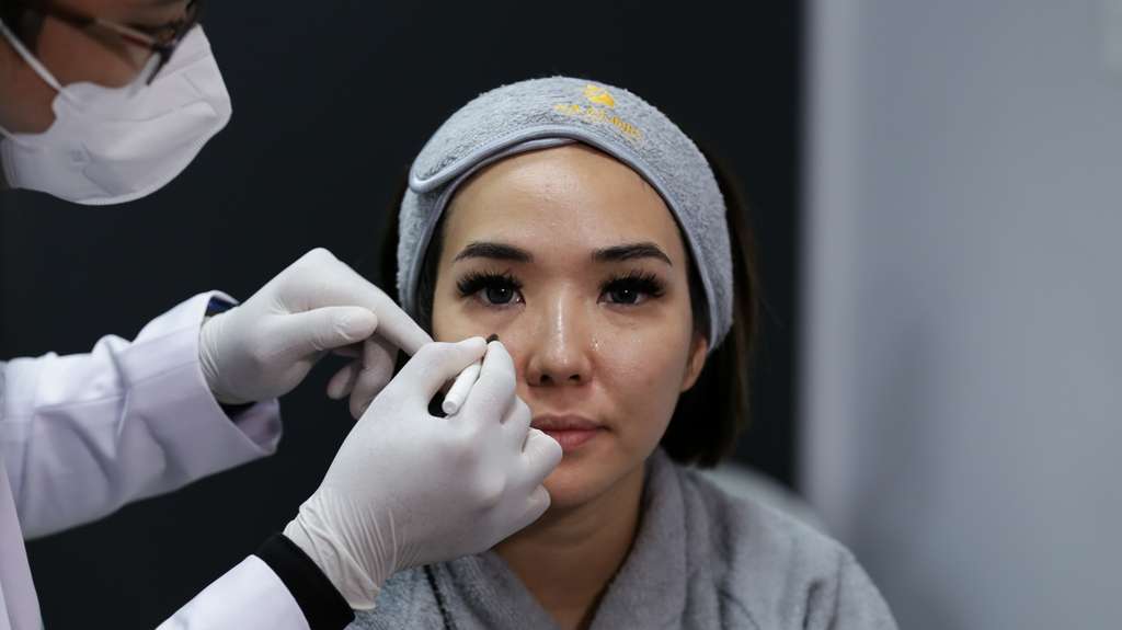 Potret Gisella Anastasia Tanpa Makeup saat Lakukan Perawatan Wajah, Cantiknya Natural!