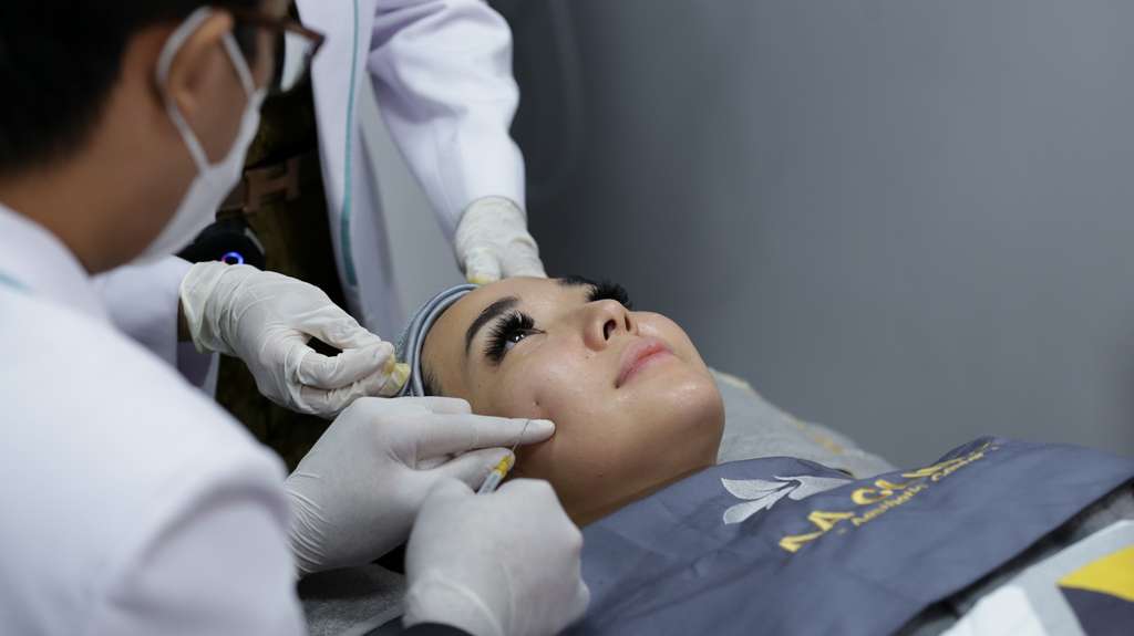 Potret Gisella Anastasia Tanpa Makeup saat Lakukan Perawatan Wajah, Cantiknya Natural!