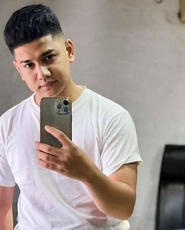 Potret Syakir Daulay yang Heboh Diberitakan Jadi Calon Suami Kekeyi: Akui Dapat Puluhan CV Taaruf dalam Sehari