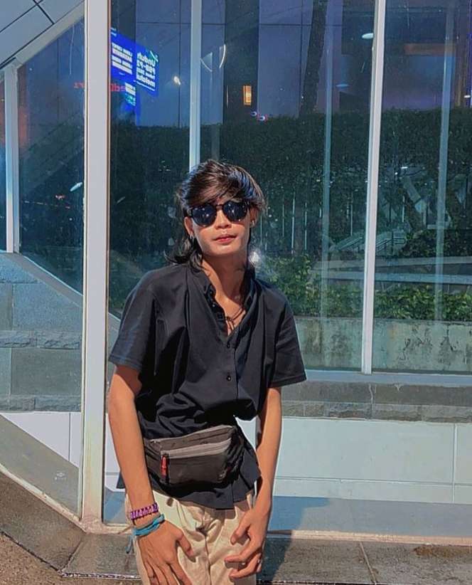 12 Potret Transformasi Bonge `Citayam` usai Make Over, Jadi Ganteng & Pangling dengan Rambut Baru!