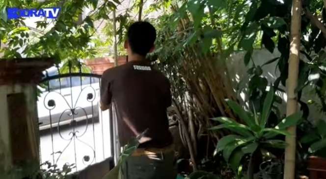 10 Adu Perbandingan Rumah Kang Komar VS Bos Saep Preman Pensiun, Bak Langit & Bumi, yang Satu Miris!