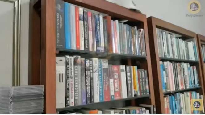 Potret Rumah Rizal Ramli Mantan Menteri yang Kerap Kritik, Ternyata Punya Koleksi Lukisan Unik!