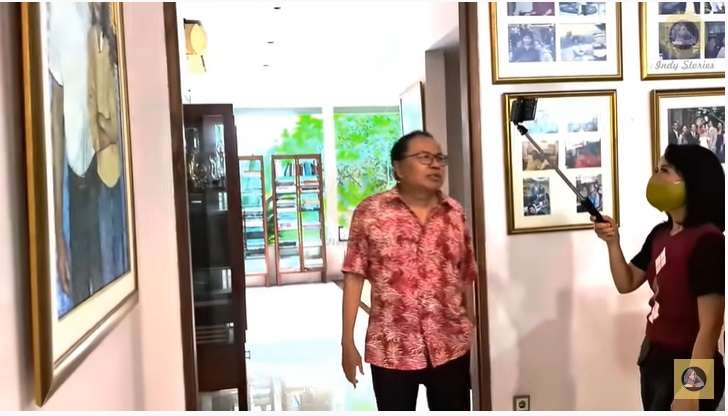 Potret Rumah Rizal Ramli Mantan Menteri yang Kerap Kritik, Ternyata Punya Koleksi Lukisan Unik!