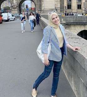 Potret Dokter Cantik Hafiza Fikri, Ibu 3 Anak dengan Segudang Aktivitas Padat