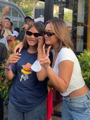 Dibilang Mirip, Momen Pertemuan Marion Jola dan Kurma 'Citayam Fashion Week'