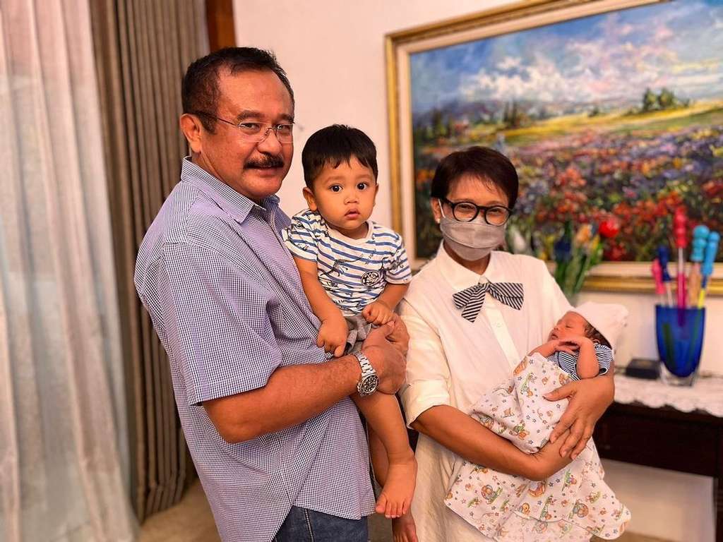 10 Potret Rumah Mewah Menlu Retno Marsudi, Menteri Andalan Jokowi di Luar Negeri!