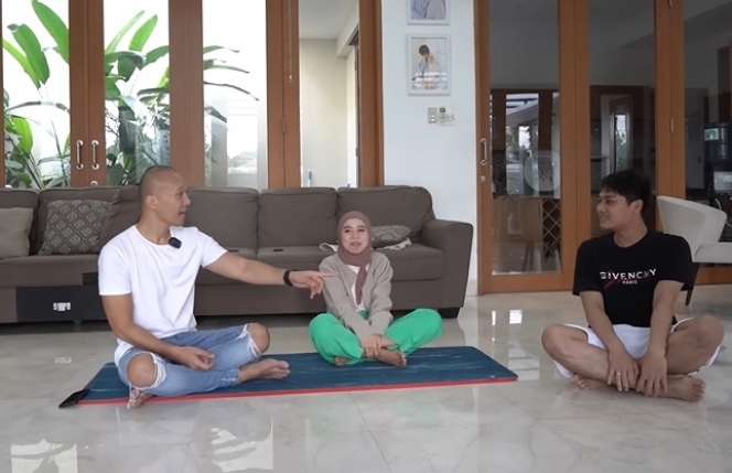 Potret Lesti Kejora Dikretek, Pantulan Bayangan Bikin Merinding!