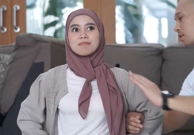 Potret Lesti Kejora Dikretek, Pantulan Bayangan Bikin Merinding!