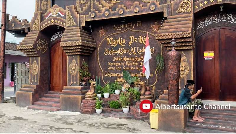 10 Potret Mewahnya Rumah Gus Samsudin, Dukun Sakti yang Viral, Ilmunya `Dikuliti` Pesulap Merah!