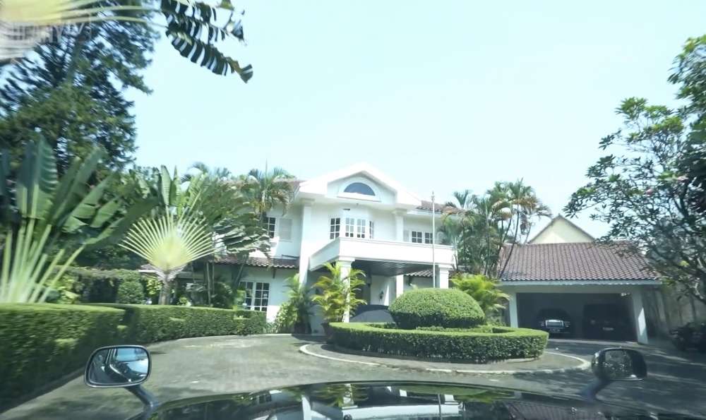 7 Potret Rumah Baru Artis di Tahun 2022, Milik Celine Evangelista Lebih Mewah dari Raffi Ahmad!