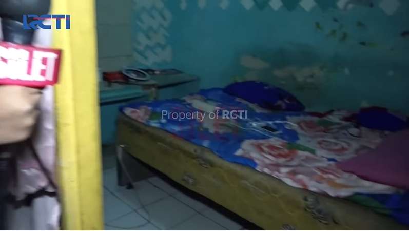 12 Potret Rumah Kurma `Citayam` yang Sangat Sederhana, Pintu dari Kain, Kamar Tidurnya Memprihatinkan
