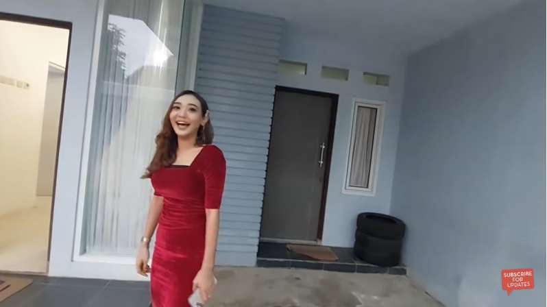 12 Potret Rumah Sederhana Difarina Indra, Pedangdut Viral Mirip Livy Renata, Netizen : Beda Nasib!