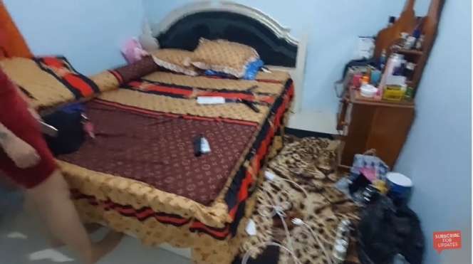 12 Potret Rumah Sederhana Difarina Indra, Pedangdut Viral Mirip Livy Renata, Netizen : Beda Nasib!