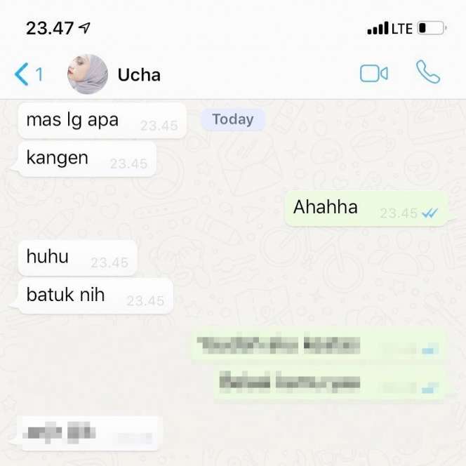 10 Nama Kontak Pasangan Seleb di Handphone, Punya Lesty Bikin Senyum-senyum!