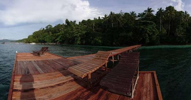 10 Potret Hotel `Kayu` Nadine Chandrawinata di Raja Ampat, Dikelilingi Lautan Biru, Real Surga Dunia!