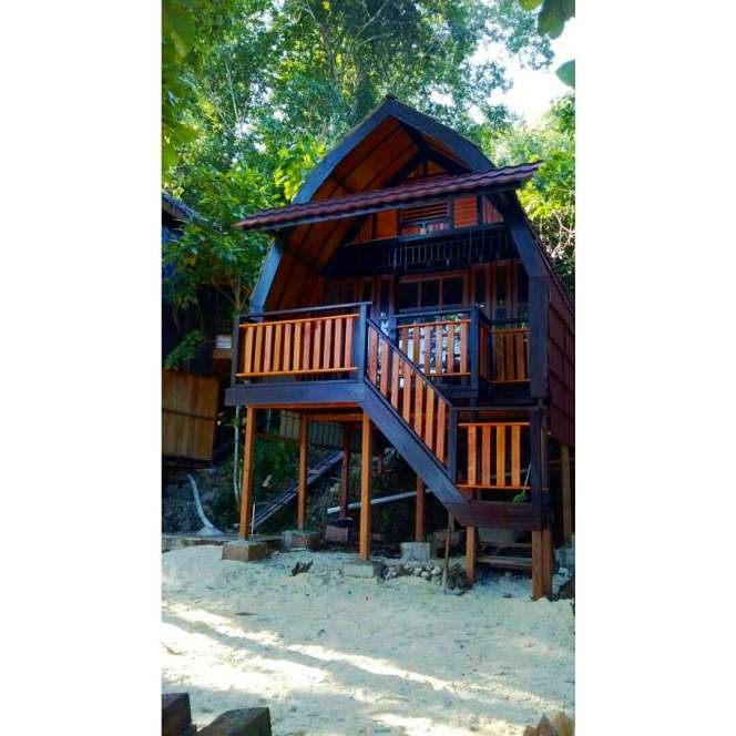 10 Potret Hotel `Kayu` Nadine Chandrawinata di Raja Ampat, Dikelilingi Lautan Biru, Real Surga Dunia!