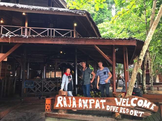 10 Potret Hotel `Kayu` Nadine Chandrawinata di Raja Ampat, Dikelilingi Lautan Biru, Real Surga Dunia!
