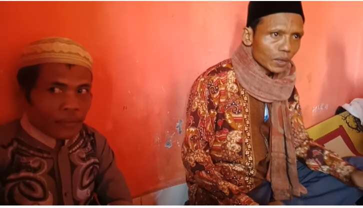 Masih Ingat Sumanto, Si Pemakan Mayat Manusia? 20 Tahun Berlalu, Kini Kembali Berulah, Burung Pengurus Panti Jadi Korban!