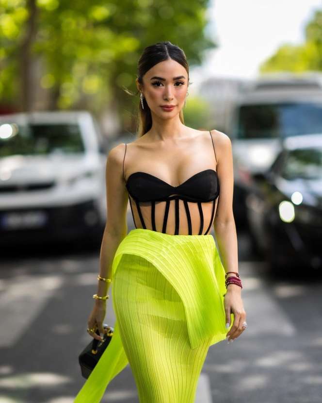 10 Potret Cantik & `Hot` Istri Anggota DPR di Paris Fashion Week, Penampilannya Bikin Melotot!
