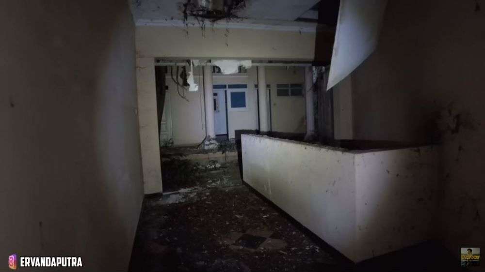 Potret Rumah Mewah Suzzanna yang Terbengkalai 10 Tahun, Isi Dalamnya Bikin Merinding!