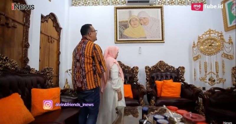 10 Adu Mewah Rumah Mamah Dedeh VS Neno Warisman, Bak Bumi dan Langit, Perabotan Serba Emas!