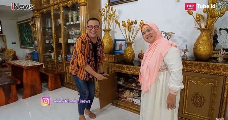 10 Adu Mewah Rumah Mamah Dedeh VS Neno Warisman, Bak Bumi dan Langit, Perabotan Serba Emas!